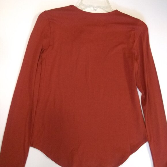 ✨ Cupio Juliana Fitted Blouse XS Picante Long Sleeve  (NWT) – MSRP $48 ✨ - Picture 4 of 13